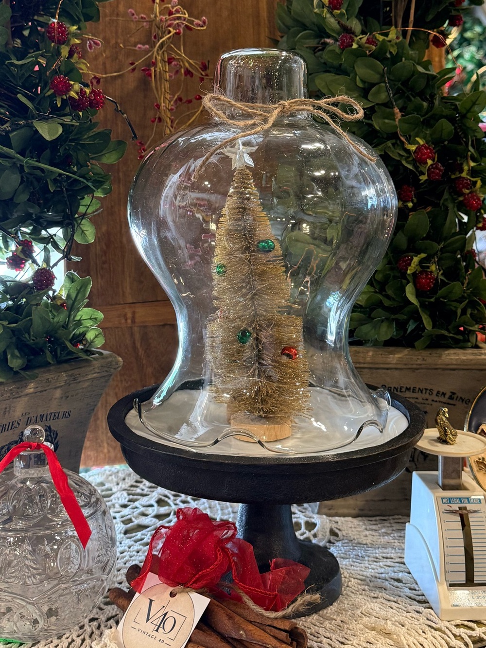 Holiday Glass Cloche with Mini Bottlebrush Tree (tree gold with lights)